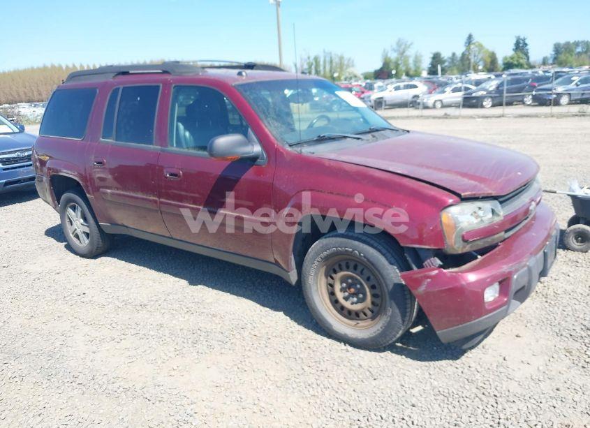 2005 Chevrolet Trailblazer EXT LS/EXT LT (VIN 1GNET16S356112993) main photo