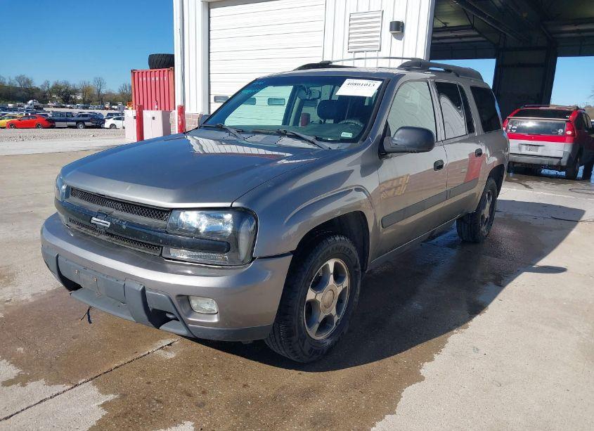 Photo 2 of 2005 Chevrolet Trailblazer EXT LS (VIN 1GNET16S456129902)