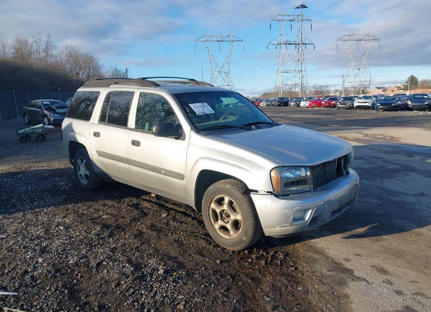 2004 Chevrolet Trailblazer EXT LS (VIN 1GNET16S546128935) main photo