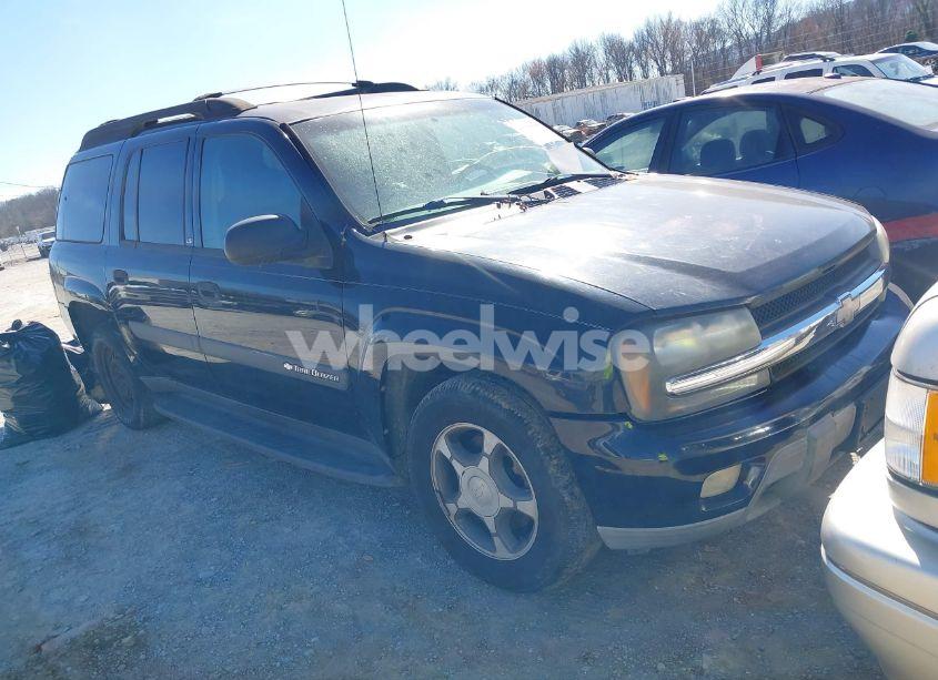 2004 Chevrolet Trailblazer EXT LS (VIN 1GNET16S546225181) main photo