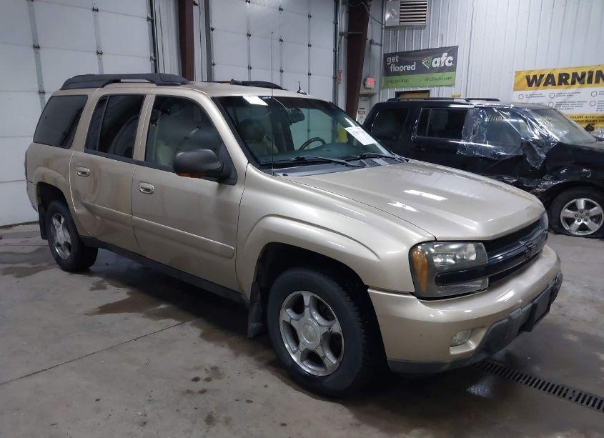 2005 Chevrolet Trailblazer EXT LT (VIN 1GNET16S556116589) main photo