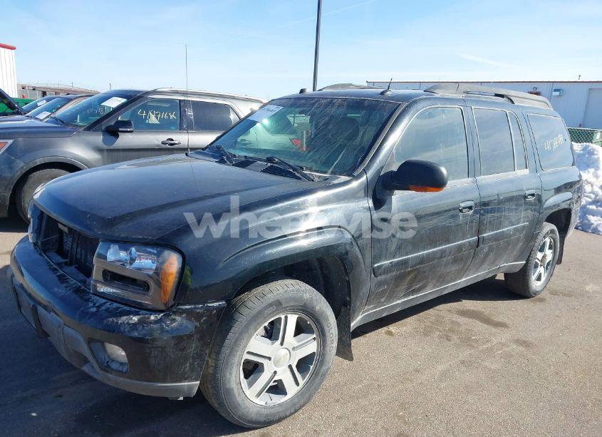 Photo 2 of 2005 Chevrolet Trailblazer EXT LT (VIN 1GNET16S756205497)