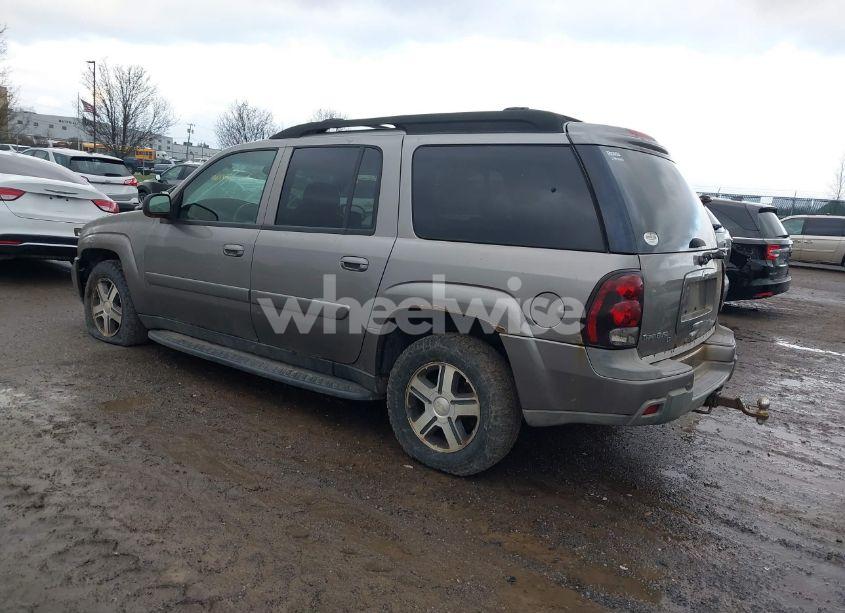 Photo 3 of 2005 Chevrolet Trailblazer EXT LT (VIN 1GNET16S956175242)