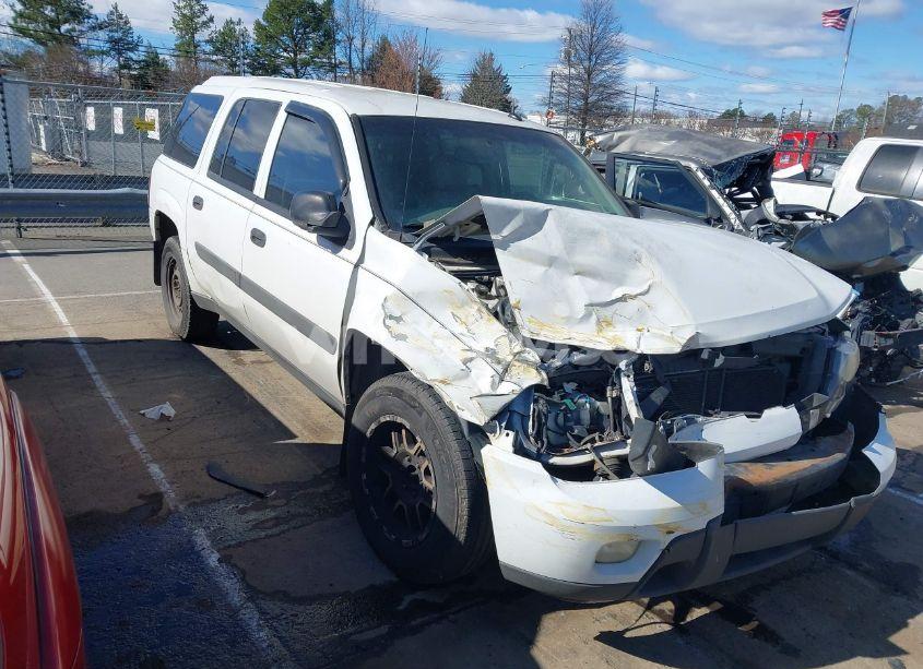 2005 Chevrolet Trailblazer EXT LS (VIN 1GNET16S956200513) main photo