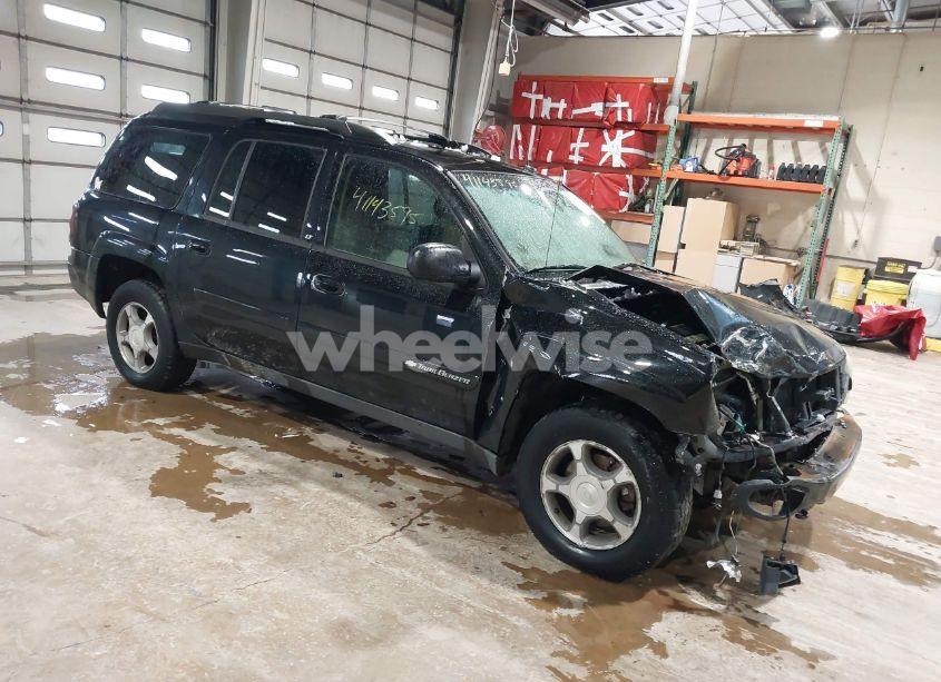 2004 Chevrolet Trailblazer EXT LT (VIN 1GNET16SX46145634) main photo