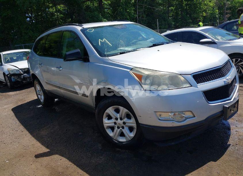 2009 Chevrolet Traverse LS (VIN 1GNEV13D39S162970) main photo