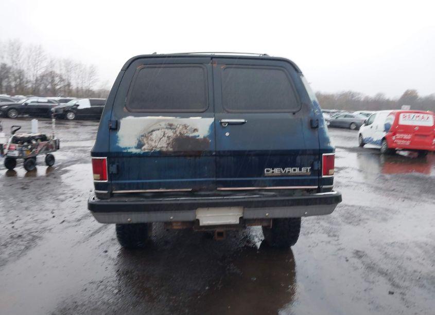 Photo 16 of 1989 Chevrolet Suburban V1500 (VIN 1GNEV16K6KF138512)