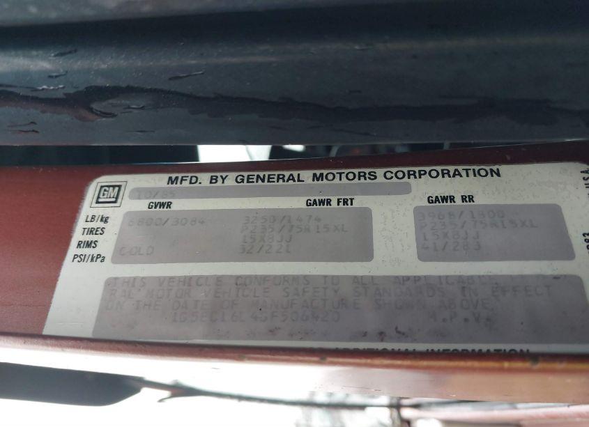 Photo 9 of 1989 Chevrolet Suburban V1500 (VIN 1GNEV16K6KF138512)