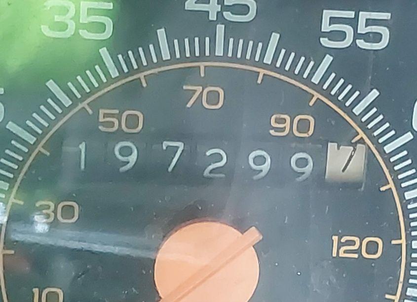 Photo 7 of 1990 Chevrolet Suburban V1500 (VIN 1GNEV16KXLF109239)