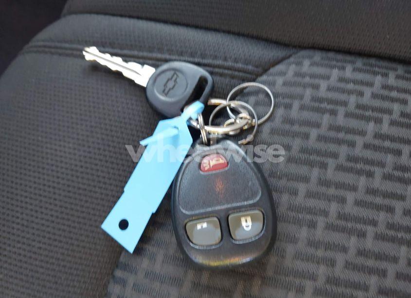 Photo 11 of 2009 Chevrolet Traverse LT (VIN 1GNEV23D19S160284)