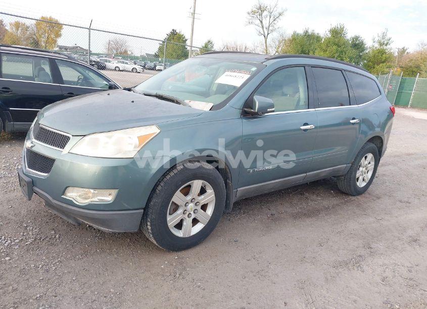 Photo 2 of 2009 Chevrolet Traverse LT (VIN 1GNEV23D39S174459)