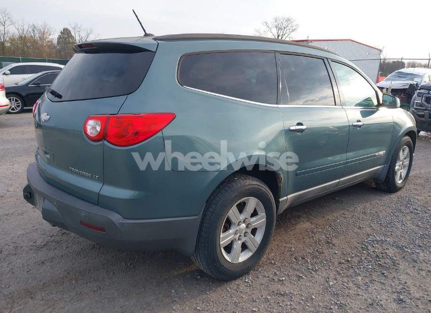 Photo 4 of 2009 Chevrolet Traverse LT (VIN 1GNEV23D39S174459)