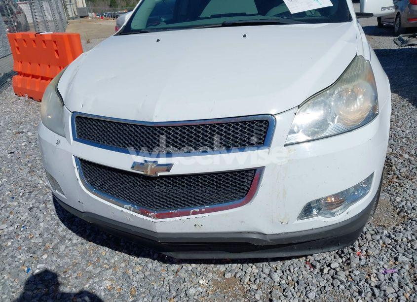 Photo 6 of 2009 Chevrolet Traverse LT (VIN 1GNEV23D49S130163)