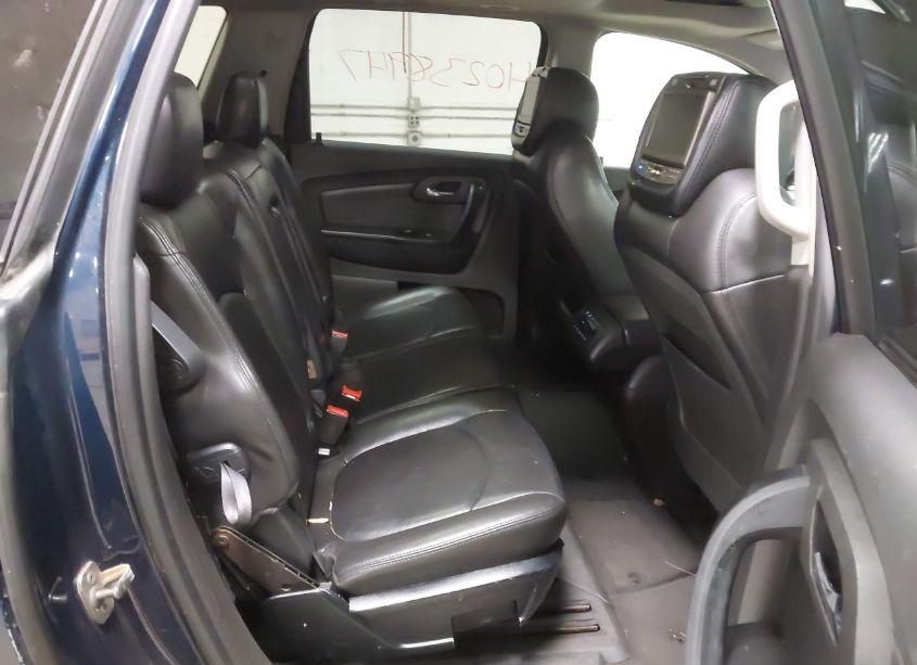 Photo 8 of 2009 Chevrolet Traverse LT (VIN 1GNEV23D49S166290)