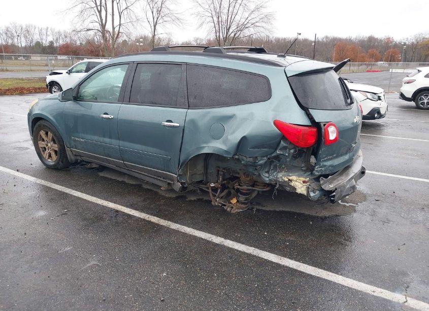 Photo 3 of 2009 Chevrolet Traverse LT (VIN 1GNEV23D89S110403)