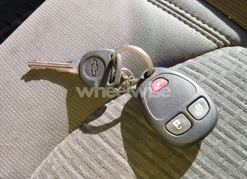 Photo 11 of 2009 Chevrolet Traverse LT (VIN 1GNEV23DX9S104487)