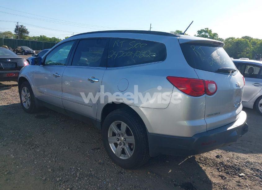 Photo 3 of 2009 Chevrolet Traverse LT (VIN 1GNEV23DX9S104487)