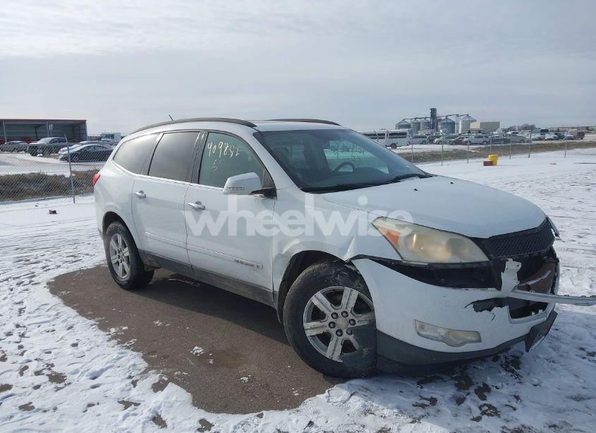 2009 Chevrolet Traverse LT (VIN 1GNEV23DX9S116638) main photo