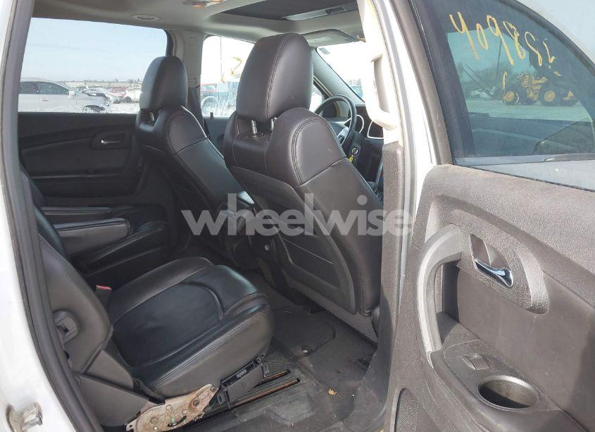 Photo 8 of 2009 Chevrolet Traverse LT (VIN 1GNEV23DX9S116638)