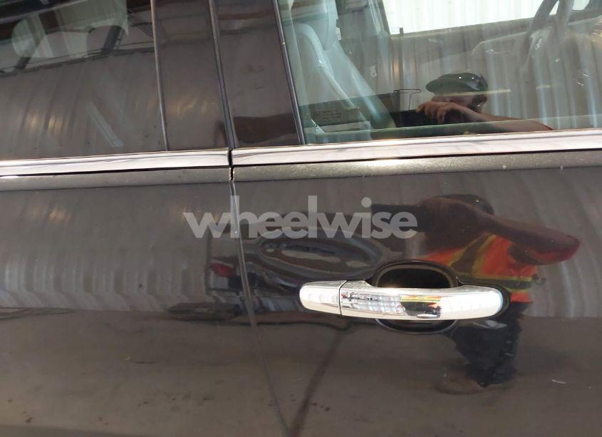 Photo 14 of 2009 Chevrolet Traverse LTZ (VIN 1GNEV33D39S127468)