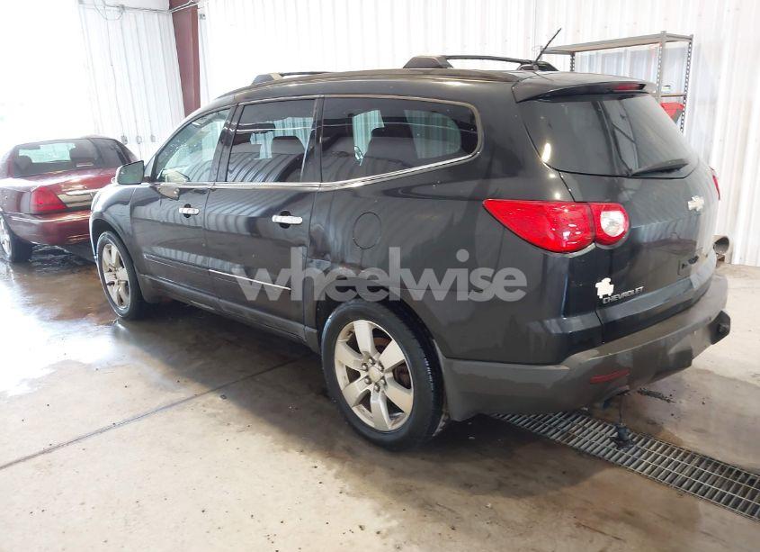 Photo 3 of 2009 Chevrolet Traverse LTZ (VIN 1GNEV33D39S127468)