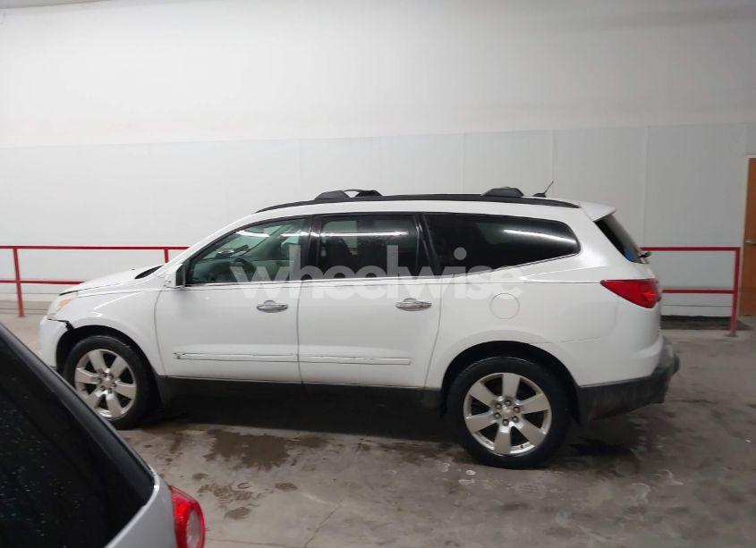 Photo 14 of 2009 Chevrolet Traverse LTZ (VIN 1GNEV33D49S103566)
