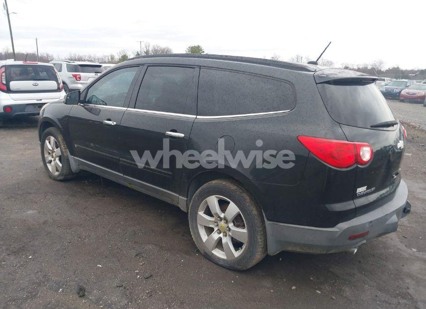 Photo 3 of 2009 Chevrolet Traverse LTZ (VIN 1GNEV33D59S126760)