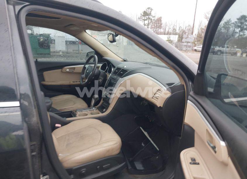 Photo 5 of 2009 Chevrolet Traverse LTZ (VIN 1GNEV33D59S126760)