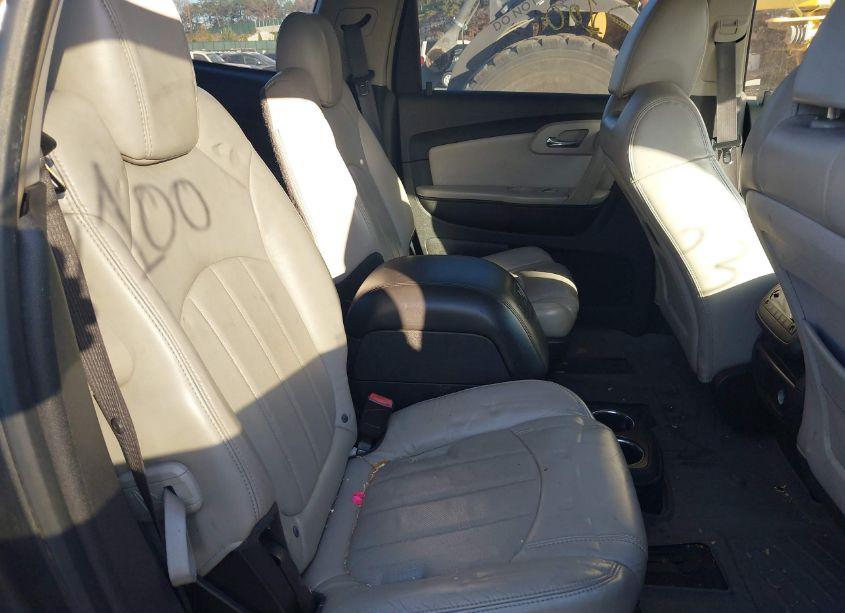 Photo 8 of 2009 Chevrolet Traverse LTZ (VIN 1GNEV33D69S108025)