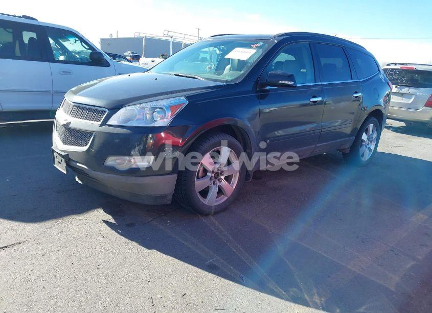 Photo 2 of 2009 Chevrolet Traverse LTZ (VIN 1GNEV33D99S118788)