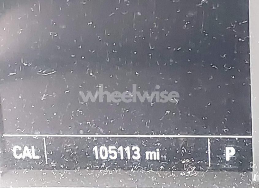 Photo 16 of 2019 Chevrolet Traverse LS (VIN 1GNEVFKW0KJ215961)