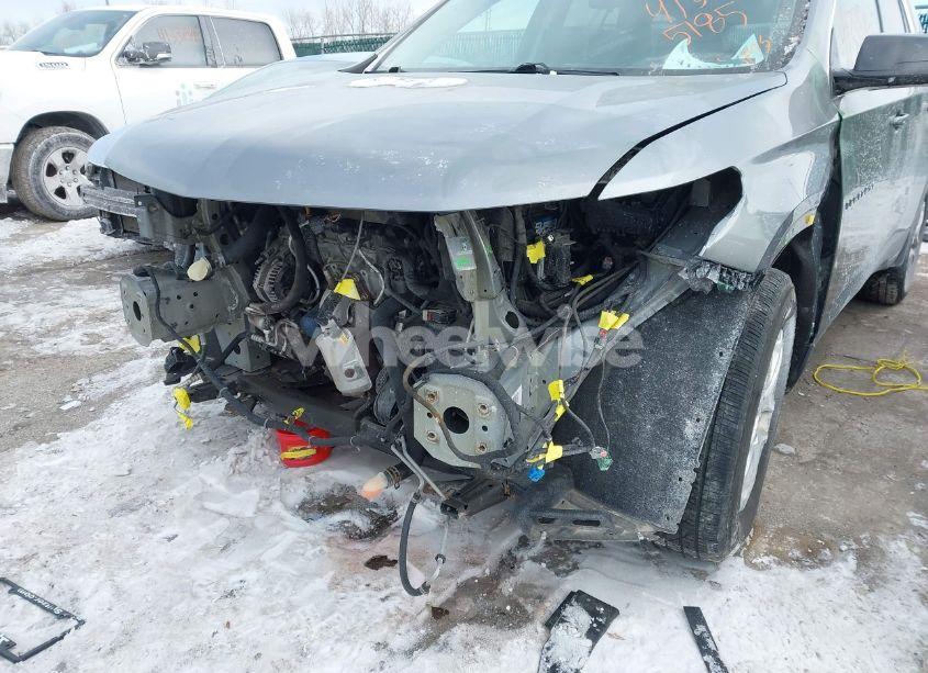 Photo 6 of 2019 Chevrolet Traverse LS (VIN 1GNEVFKW0KJ215961)