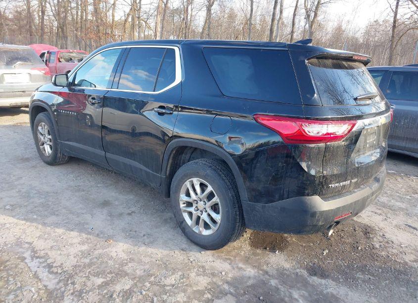 Photo 3 of 2020 Chevrolet Traverse AWD LS (VIN 1GNEVFKW2LJ252057)
