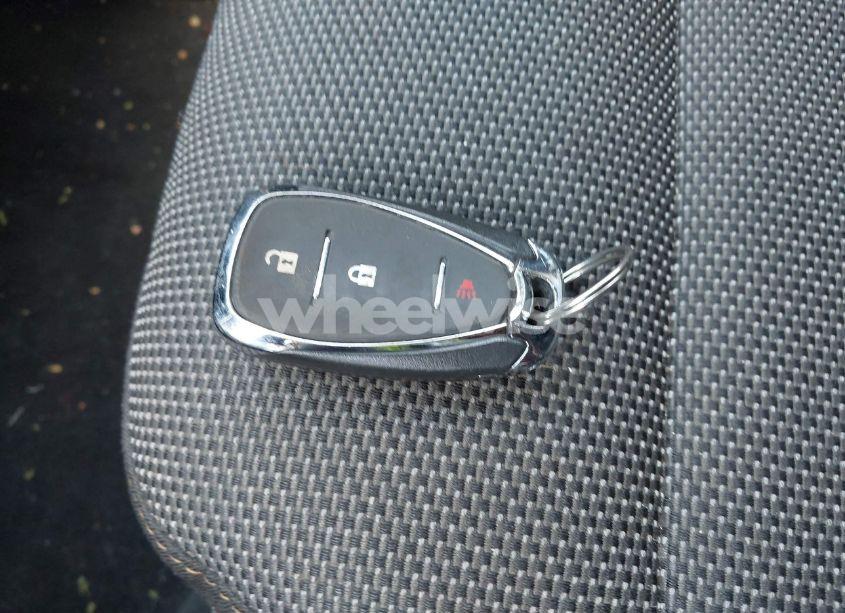 Photo 11 of 2021 Chevrolet Traverse AWD LS (VIN 1GNEVFKW2MJ115220)