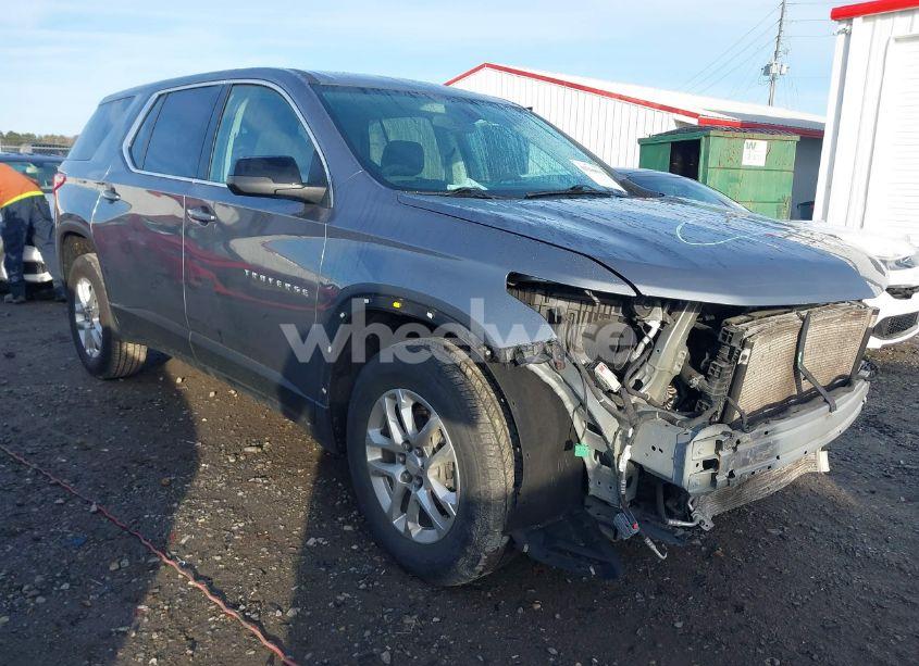 2021 Chevrolet Traverse AWD LS (VIN 1GNEVFKW2MJ115346) main photo