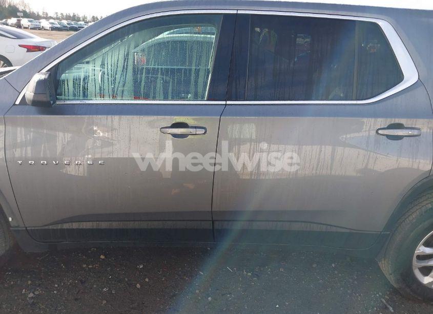 Photo 15 of 2021 Chevrolet Traverse AWD LS (VIN 1GNEVFKW2MJ115346)