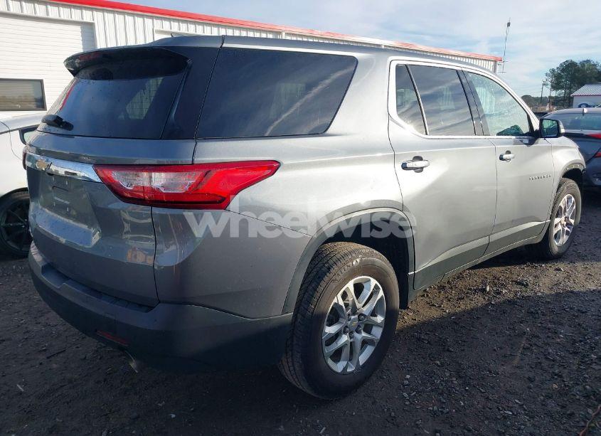 Photo 4 of 2021 Chevrolet Traverse AWD LS (VIN 1GNEVFKW2MJ115346)
