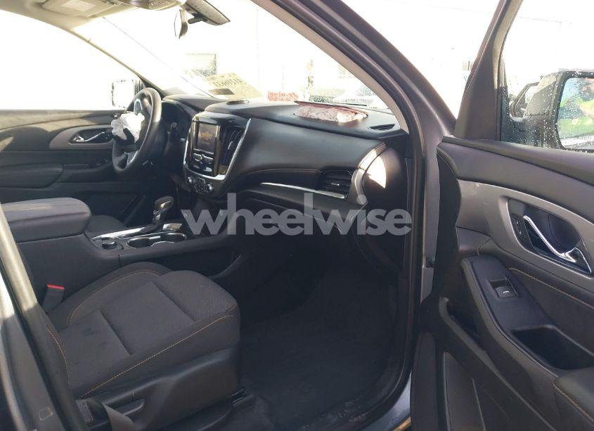 Photo 5 of 2021 Chevrolet Traverse AWD LS (VIN 1GNEVFKW2MJ115346)