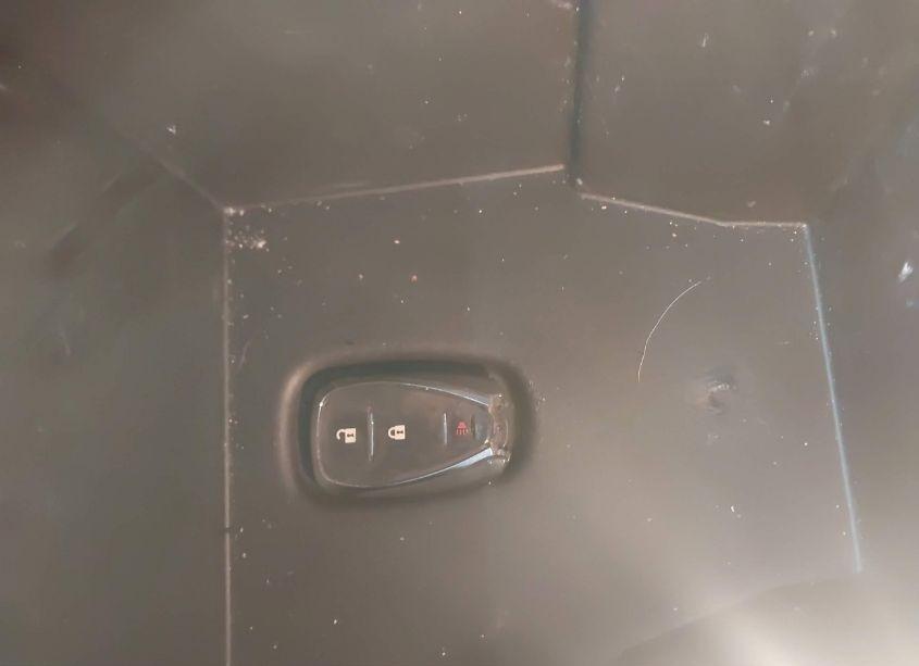 Photo 11 of 2019 Chevrolet Traverse LS (VIN 1GNEVFKW4KJ171186)