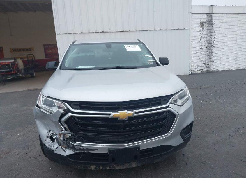 Photo 12 of 2019 Chevrolet Traverse LS (VIN 1GNEVFKW4KJ171186)