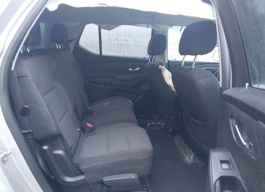 Photo 8 of 2019 Chevrolet Traverse LS (VIN 1GNEVFKW4KJ171186)