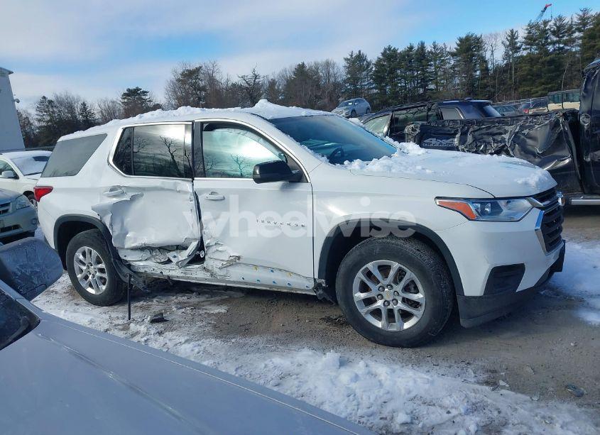 Photo 13 of 2021 Chevrolet Traverse AWD LS (VIN 1GNEVFKW4MJ205324)
