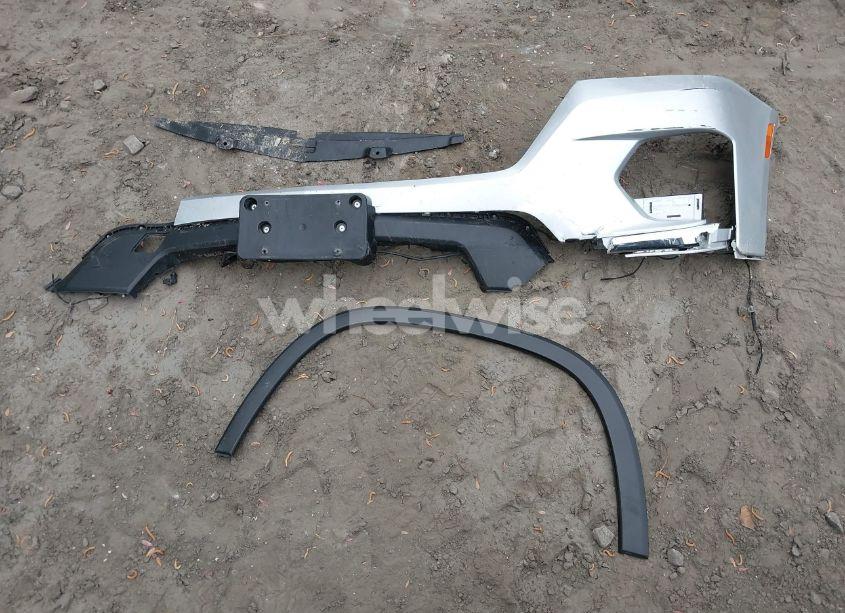 Photo 12 of 2022 Chevrolet Traverse AWD LS (VIN 1GNEVFKW4NJ101305)