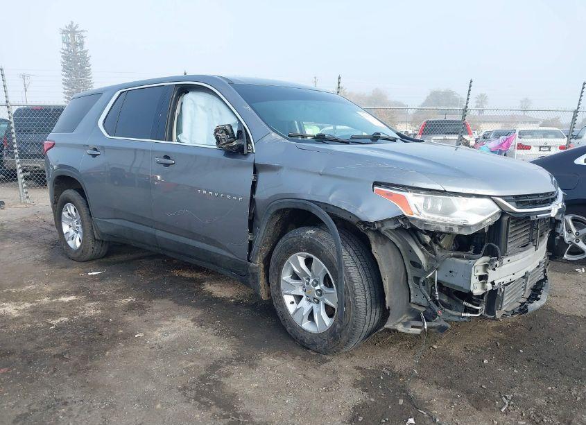 Photo 14 of 2019 Chevrolet Traverse LS (VIN 1GNEVFKW5KJ257915)