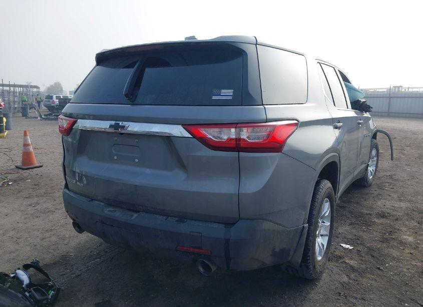 Photo 4 of 2019 Chevrolet Traverse LS (VIN 1GNEVFKW5KJ257915)