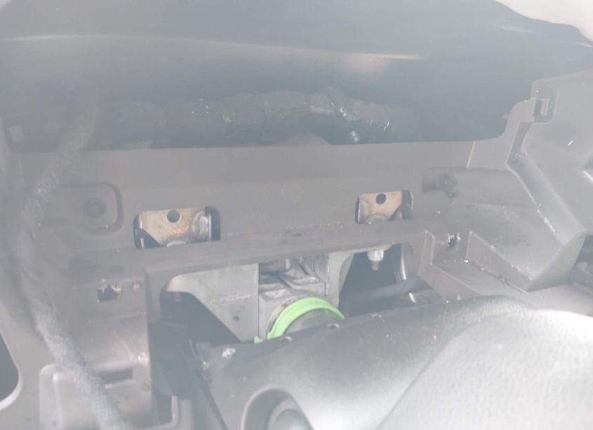 Photo 7 of 2019 Chevrolet Traverse LS (VIN 1GNEVFKW5KJ257915)