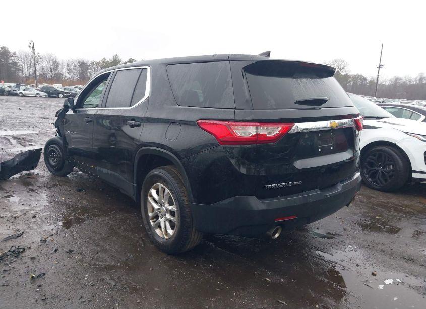 Photo 3 of 2020 Chevrolet Traverse AWD LS (VIN 1GNEVFKW5LJ167763)
