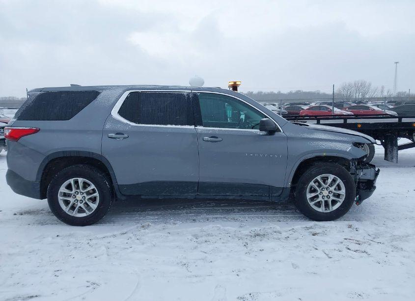 Photo 13 of 2021 Chevrolet Traverse AWD LS (VIN 1GNEVFKW5MJ136398)