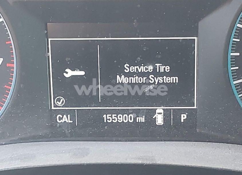 Photo 15 of 2018 Chevrolet Traverse LS (VIN 1GNEVFKW6JJ189896)