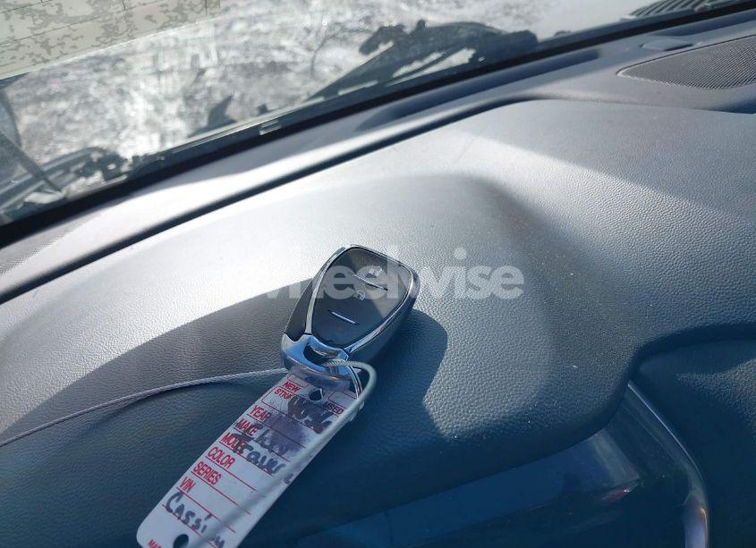 Photo 11 of 2019 Chevrolet Traverse LS (VIN 1GNEVFKW6KJ253954)